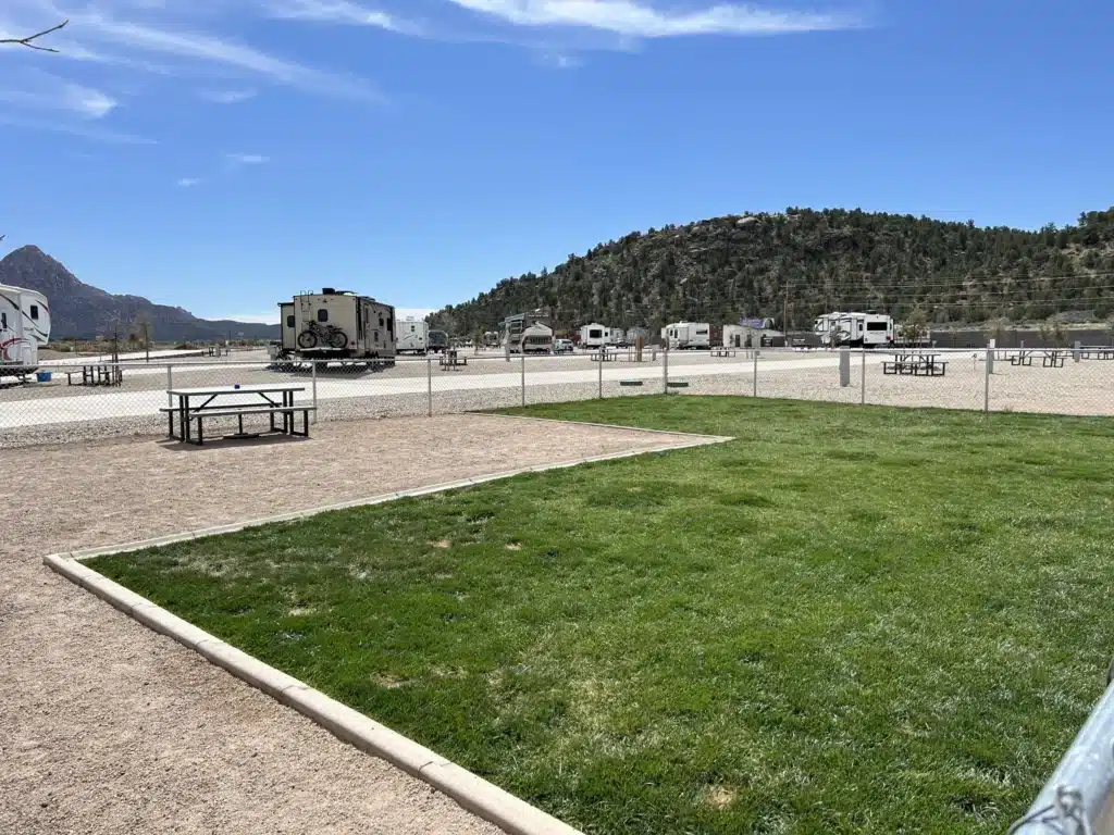 full hookup rv site in apple valley ut